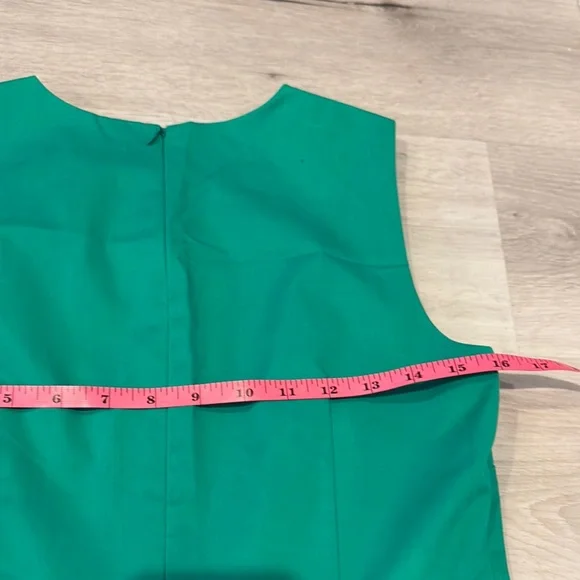 Ann Taylor Pre Owned lined Sleeveless cocktail Dress with side zipper detail. - Picture 6 of 8